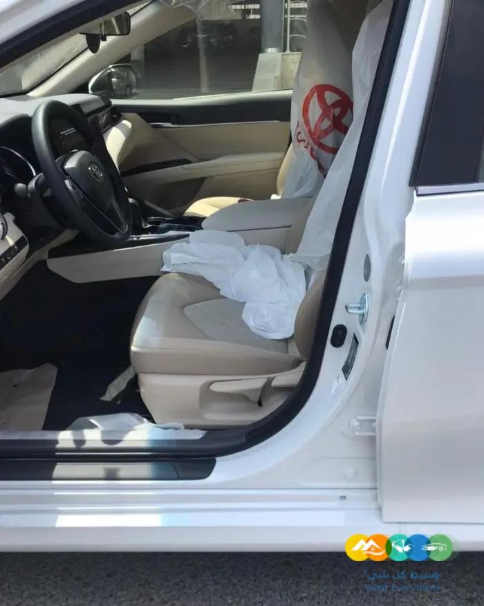 كامري LE هايبرد مطور 2023 اصفار