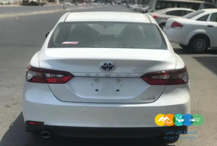 كامري LE هايبرد مطور 2023 اصفار