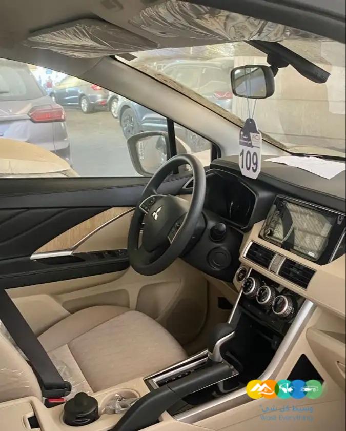 ميتسوبيشي أكسباندر 2023 اصفار تضليل مجاني