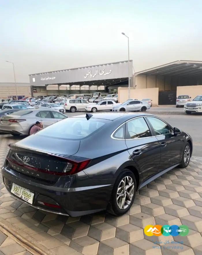 هيونداي سونات 2021 سمارت ((غير متوفرة))