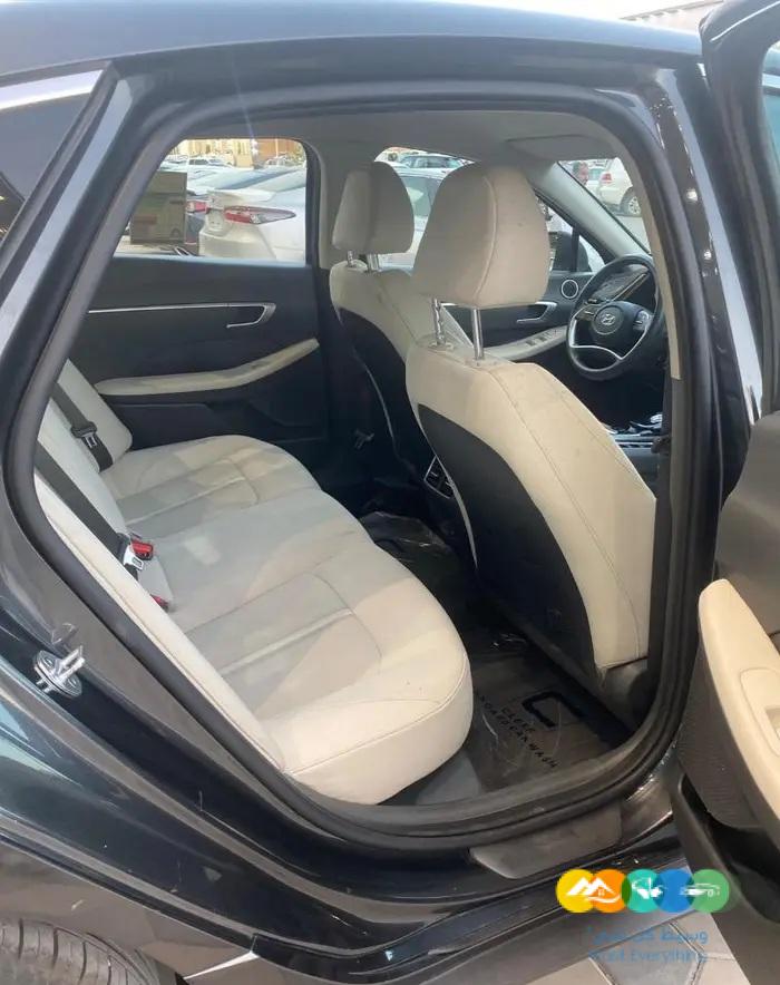 هيونداي سونات 2021 سمارت ((غير متوفرة))