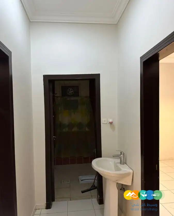للايجار شقه ف الرياض حي طويق 3 غرف / تم تاجير