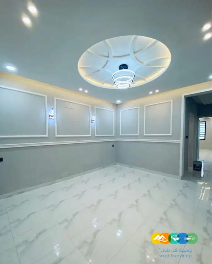 شقق ارضية وعلوية مساحة 220 _ 240