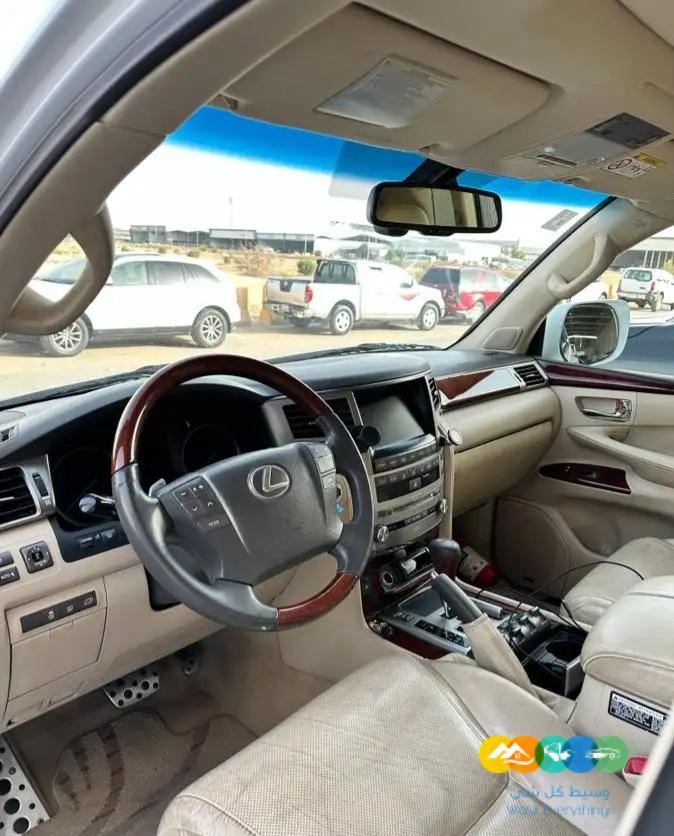 لكزس-LX570-2015-فل كامل / تم البيع