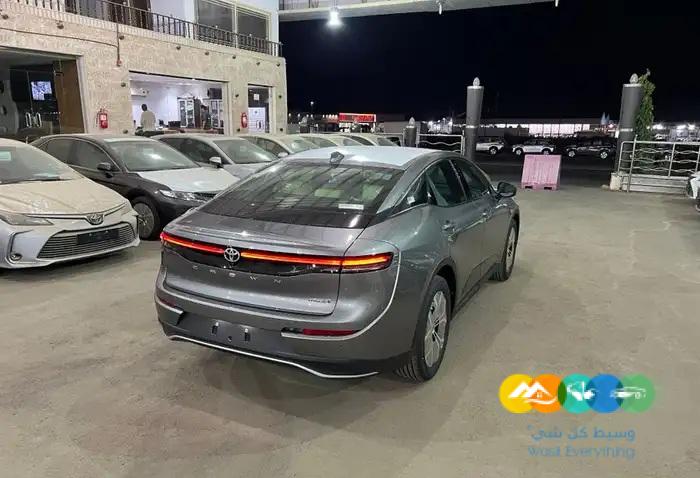 تويوتا كراون بريميوم 2023