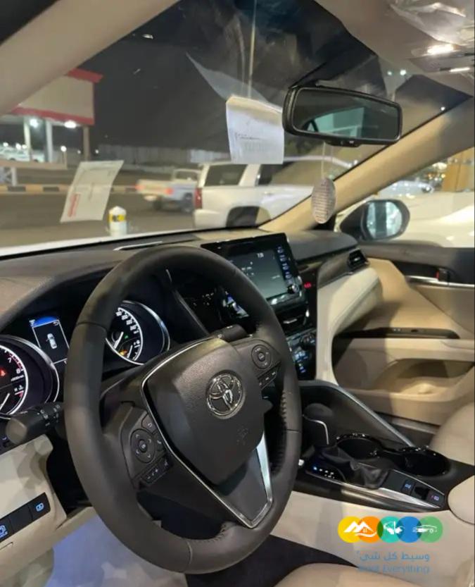 تويوتا كامري جي ال اي 2023