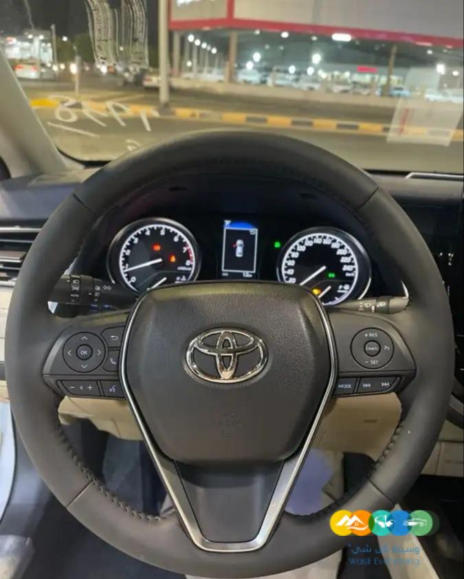 تويوتا كامري جي ال اي 2023