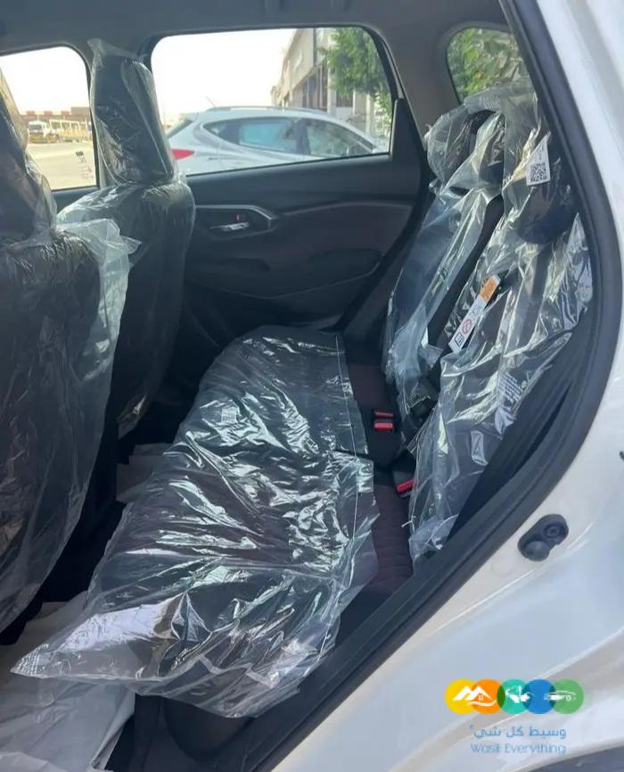 تويوتا اوربان كروز 2023 جديده GL سعودي