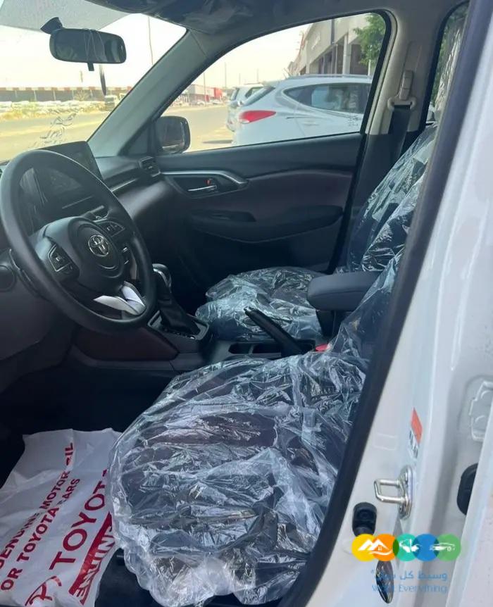 تويوتا اوربان كروز 2023 جديده GL سعودي