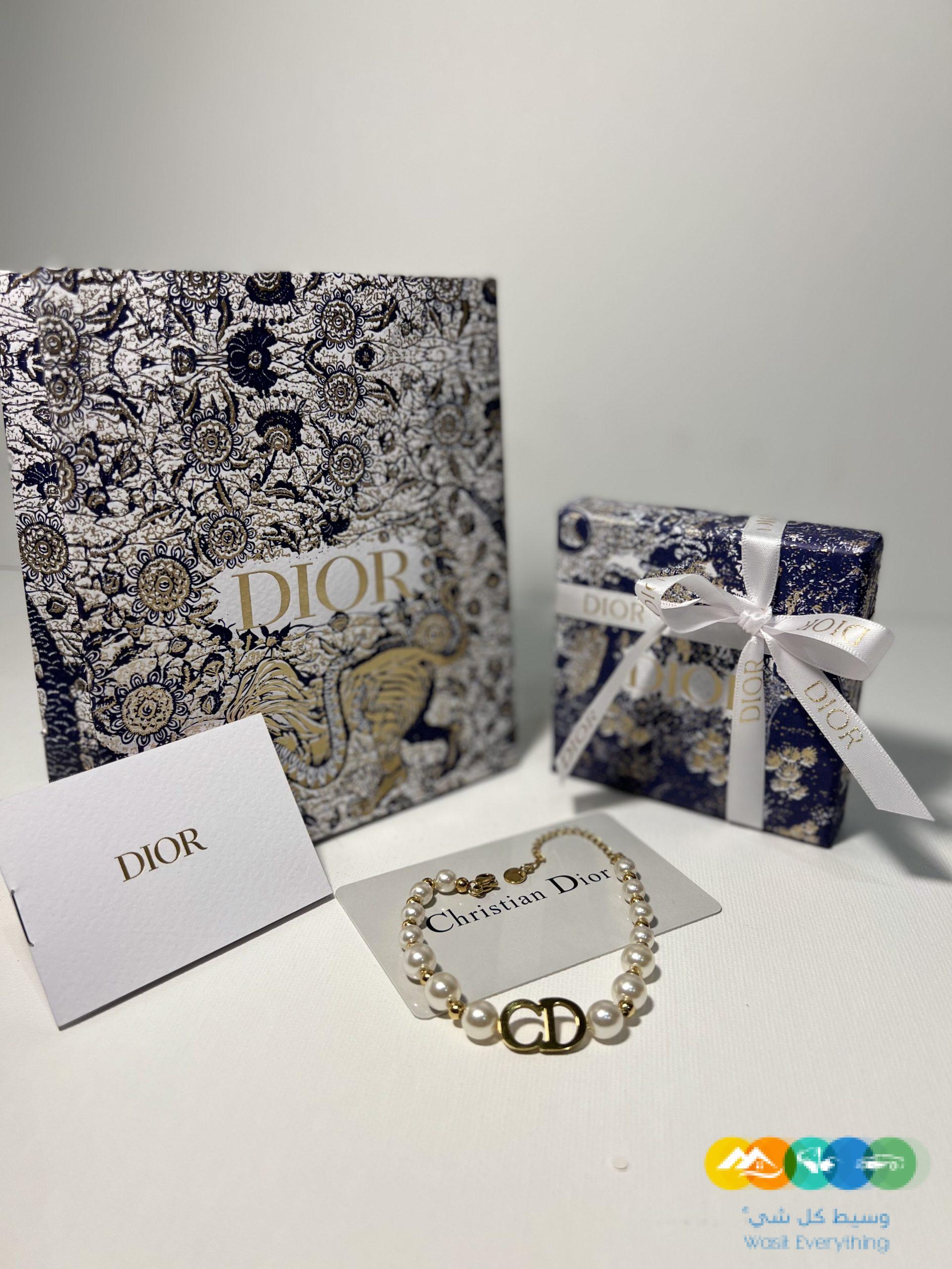 اساور فخمة براند عالمي