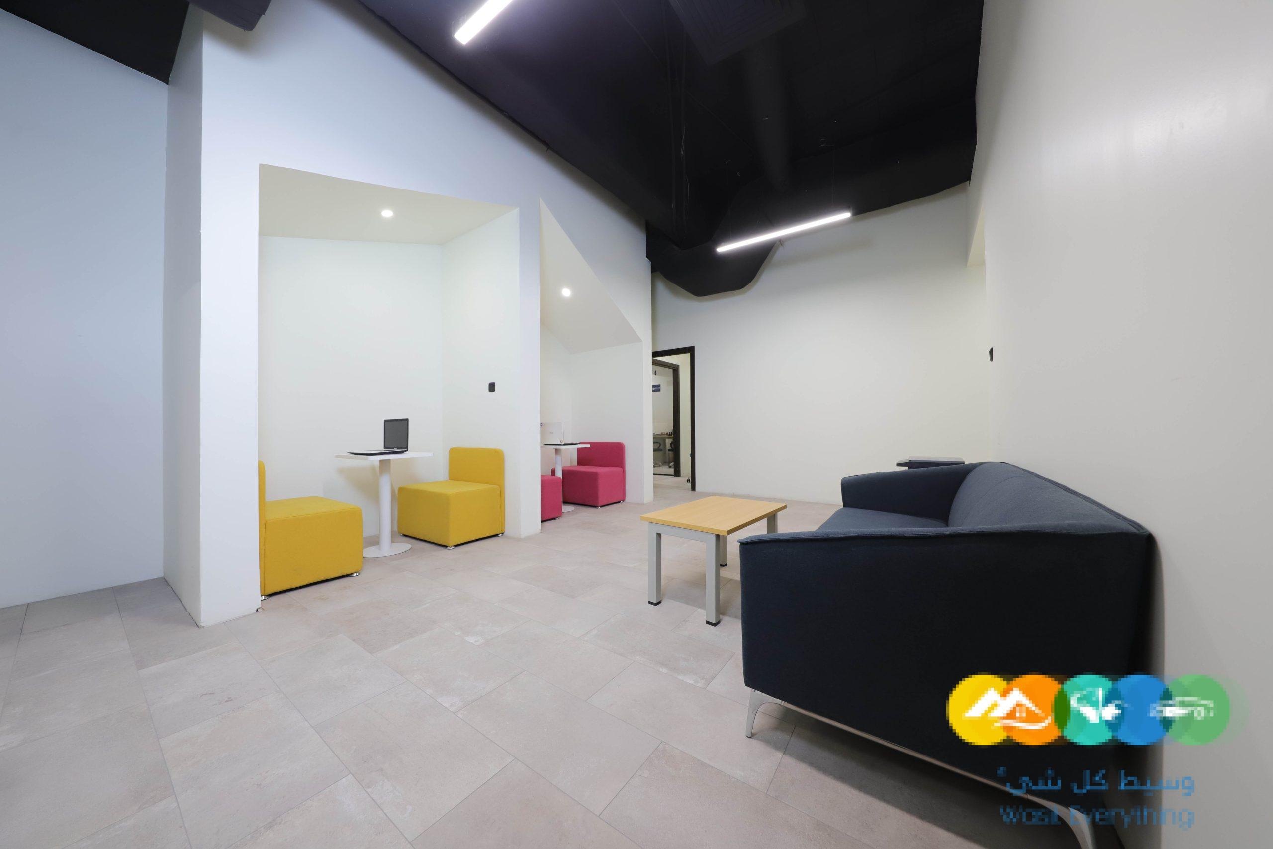 مكاتب مفروشة جاهزة للإيجار