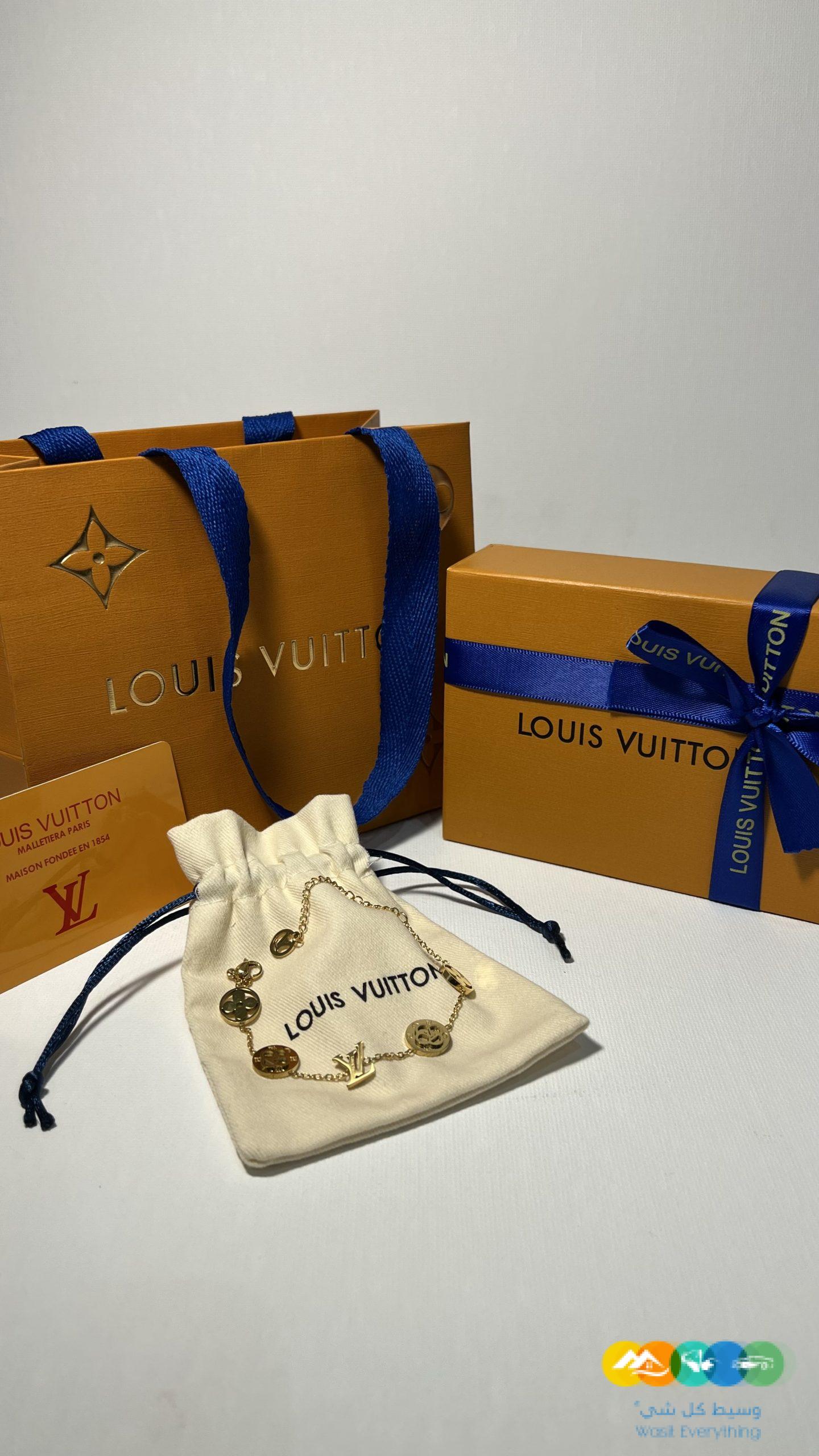 اساور فخمة براند عالمي