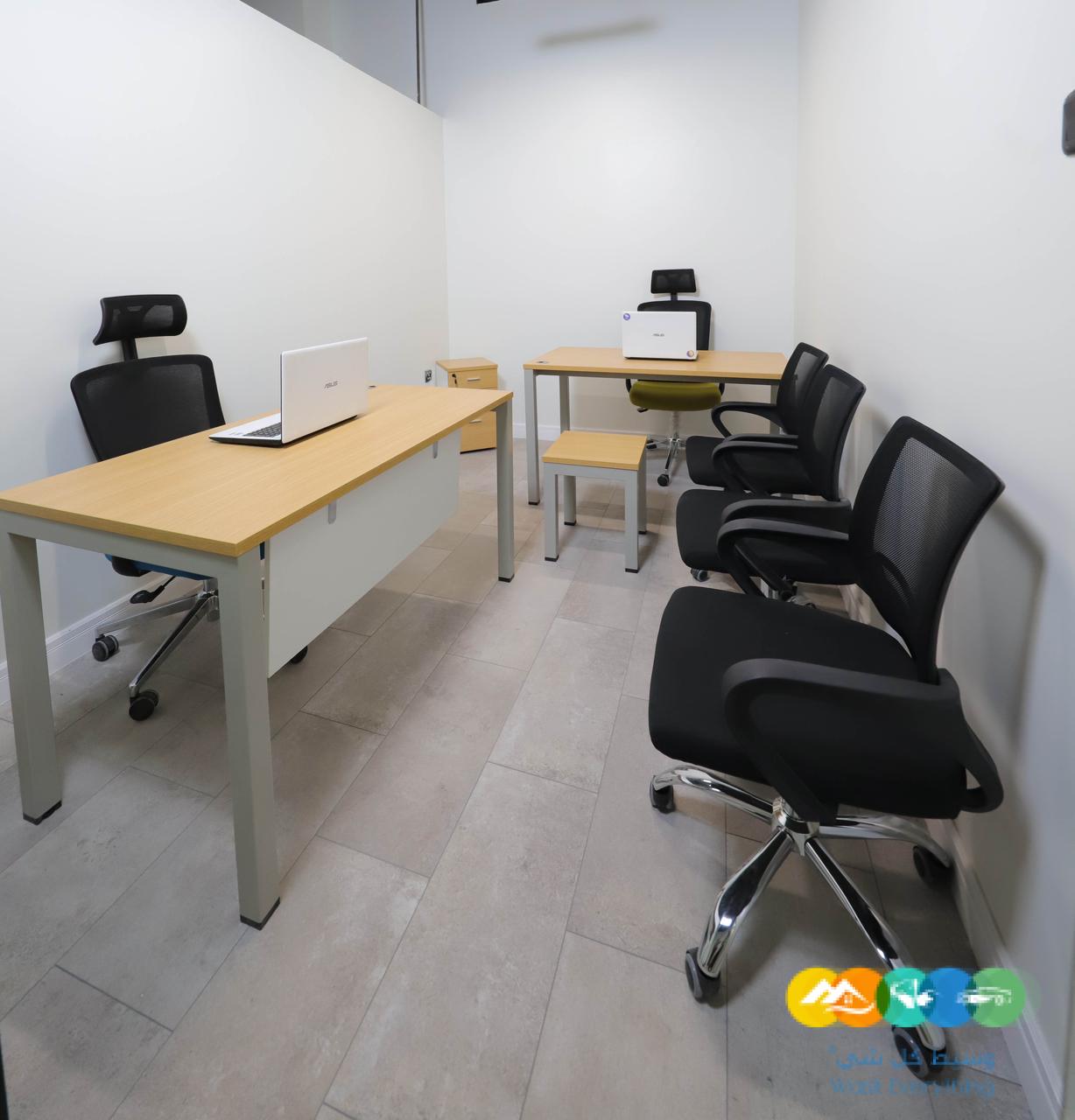 مكاتب مؤثثة للإيجار