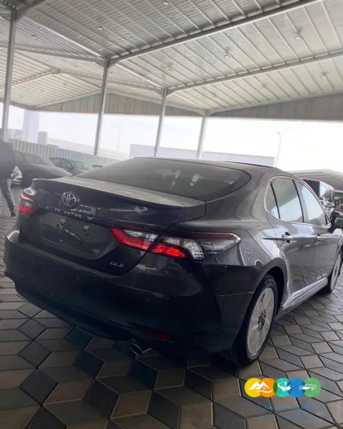 تويوتا كامري 2023 GLE فل كامل