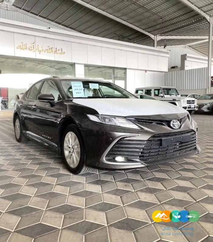 تويوتا كامري 2023 GLE فل كامل