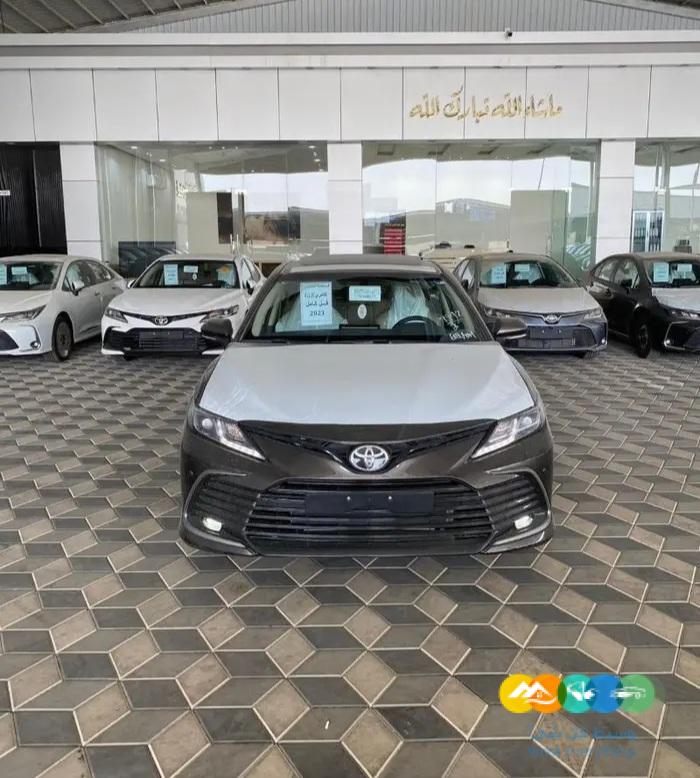 تويوتا كامري 2023 GLE فل كامل