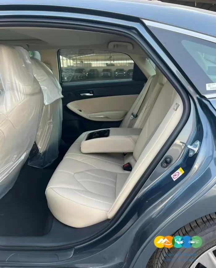 افالون لميتد 2022 سعودي رمادي اصفار / تم البيع