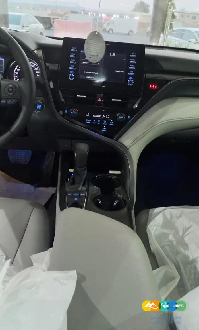 تويوتا كامري SE بنزين 2023 _ اصفار