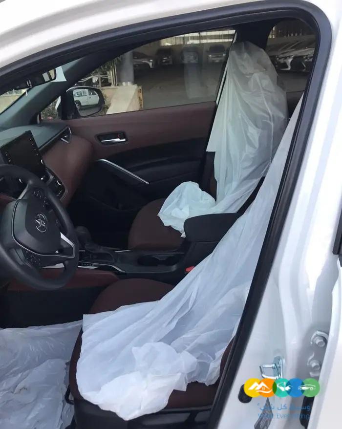 كورولا كروس 2023 نص فل فتحه سقف