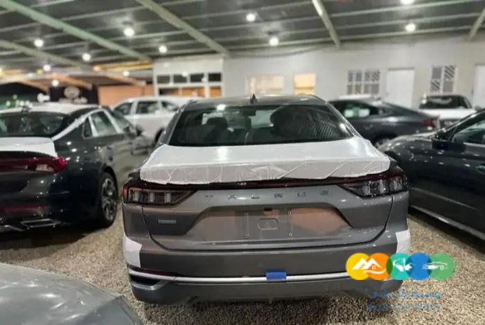 توروس امبيانتي ستاندر 2023 ناغي رمادي