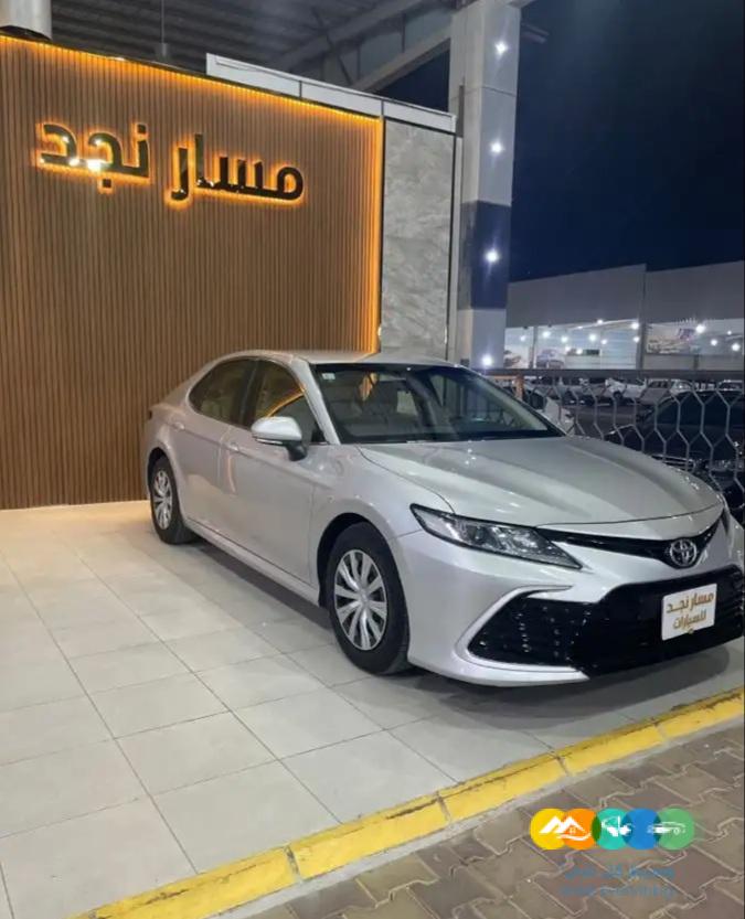 كامري LE موديل 2021 (( مباعة ))
