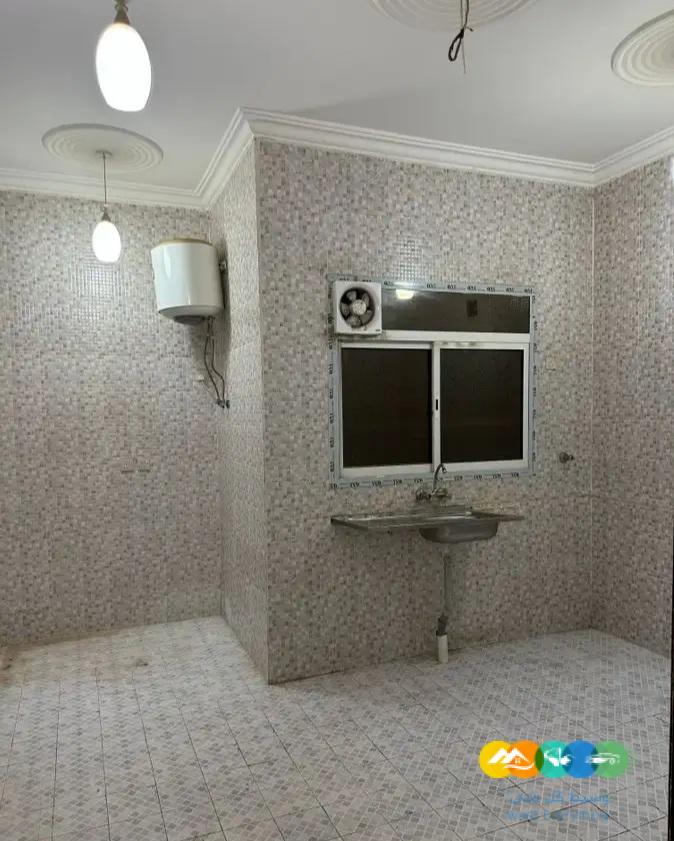 للايجار شقه ف الرياض حي طويق (( تم تاجير ))