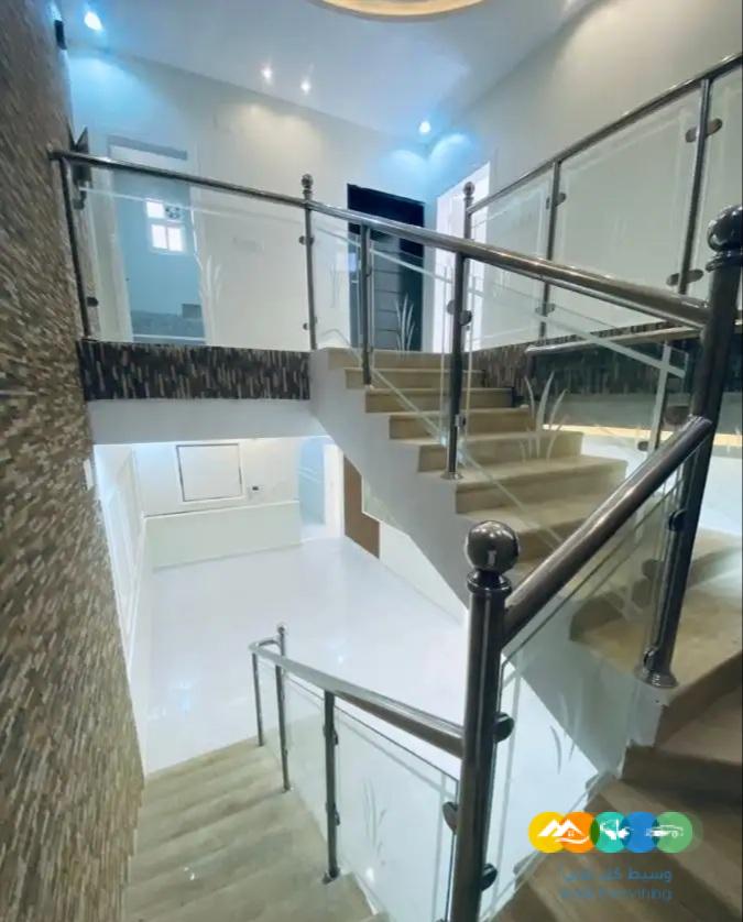 فيلا روف للبيع ابها