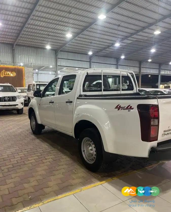 ايسوزو ديزل موديل 2021 (( مباعة ))