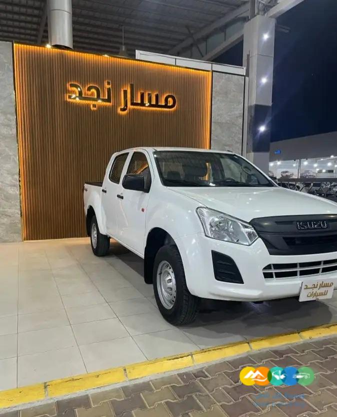 ايسوزو ديزل موديل 2021 (( مباعة ))