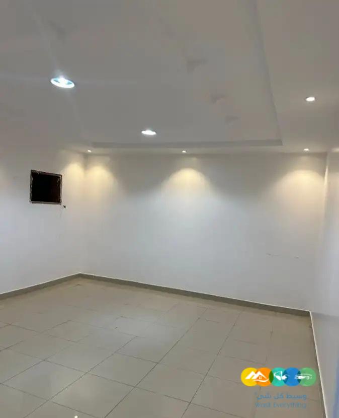 للايجار شقه حي طويق مكونة من 4 غرف / تم تاجير