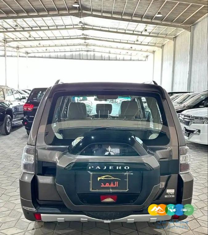 مستوبيشي باجيرو 2016 فل كامل (( تم البيع ))