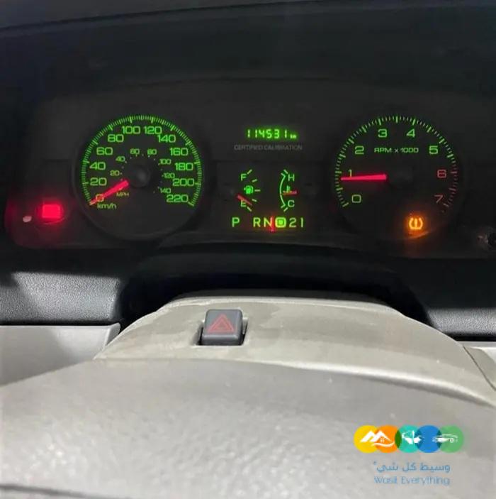 كراون فكتوريا 2011 بوليسي ممشي 115 (تم البيع)