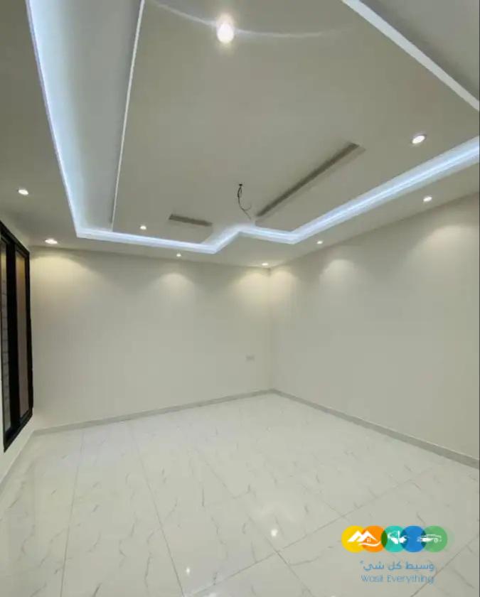 شقق علوية وارضيه للبيع المحاله