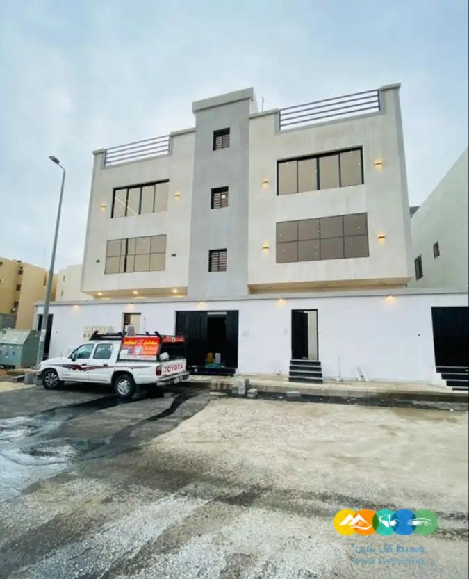 شقق علوية وارضيه للبيع المحاله