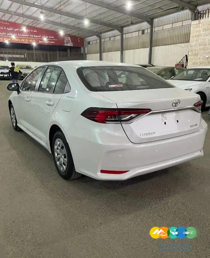 كورولا ستاندر 2.0 موديل 2023 اصفار