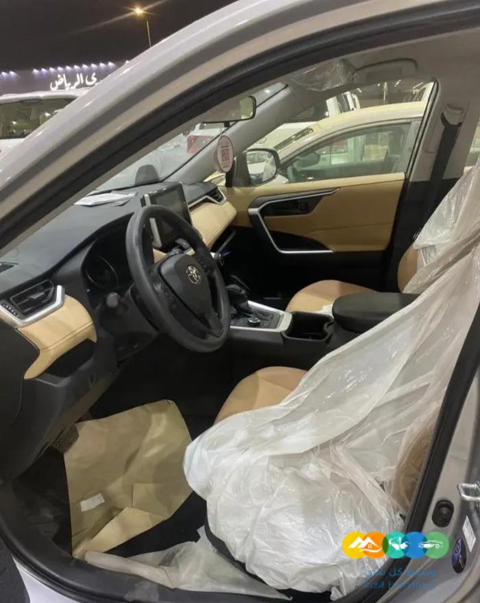 تويوتا راف فور ستاندر بدون دبل هايبرد