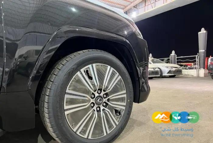 جيب لكزس LX 600 سعودي اصفار 2023