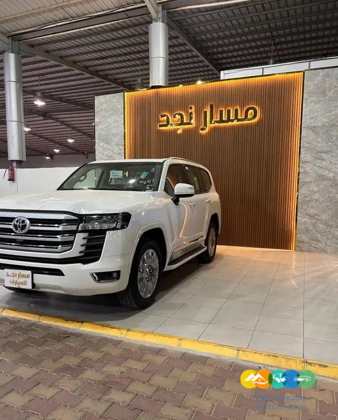 جي اكس ار L4 موديل 2023 بنزين (( مباعة ))