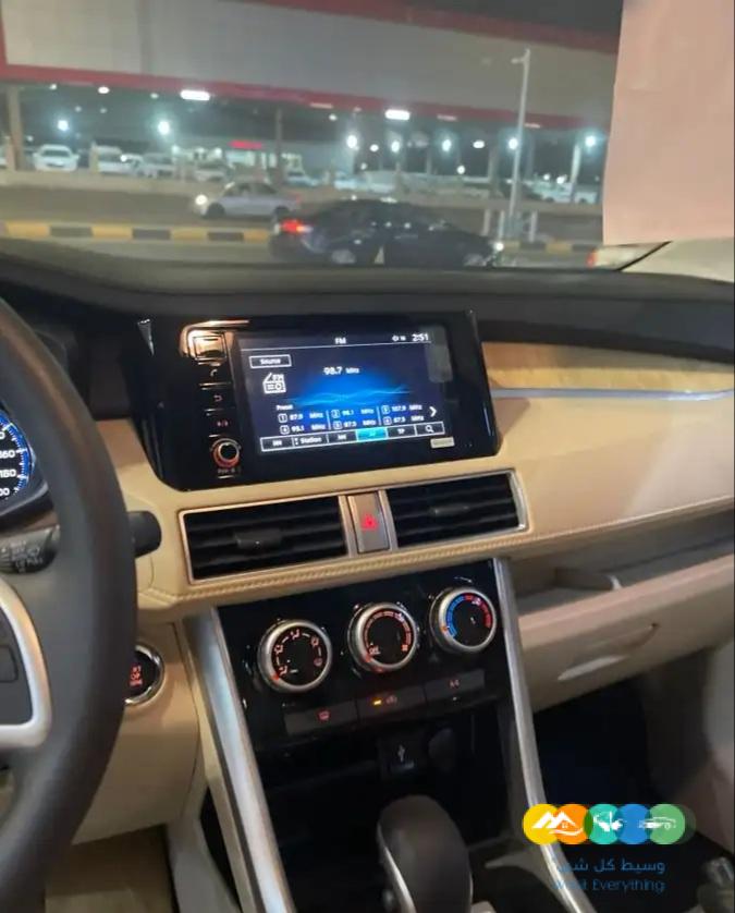 ميتسوبيشي اكسباندر 2023 هاي لاين