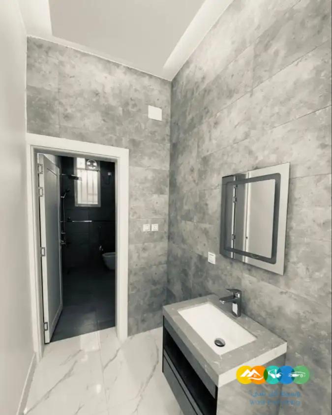 دور على أرض كامله ابها