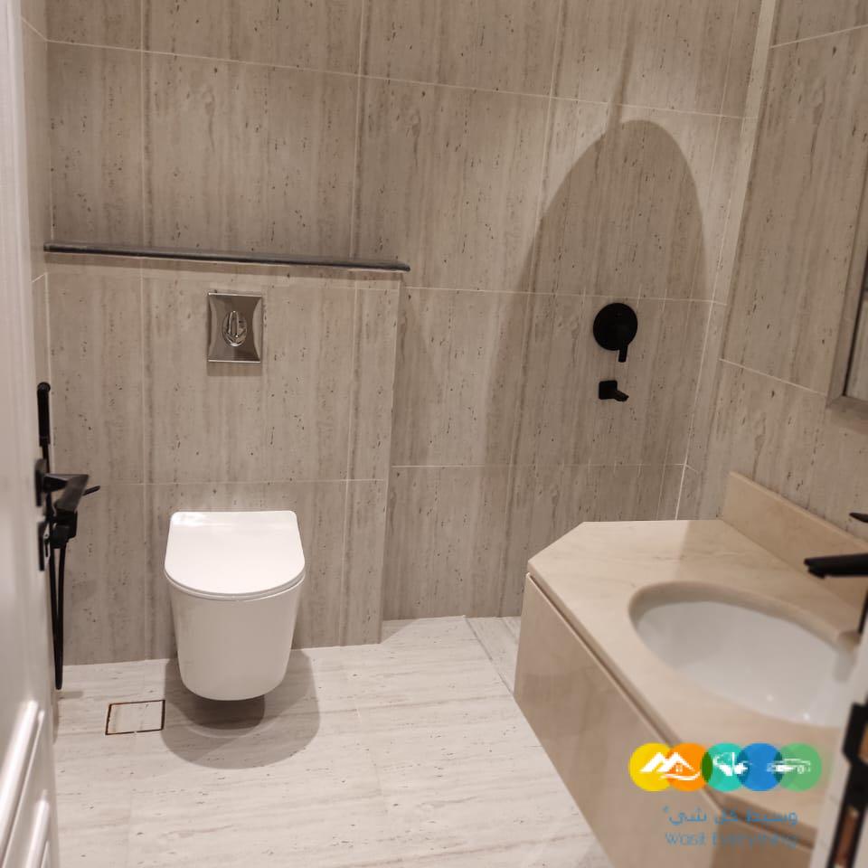 شقه للايجار السنوي حي الواحه