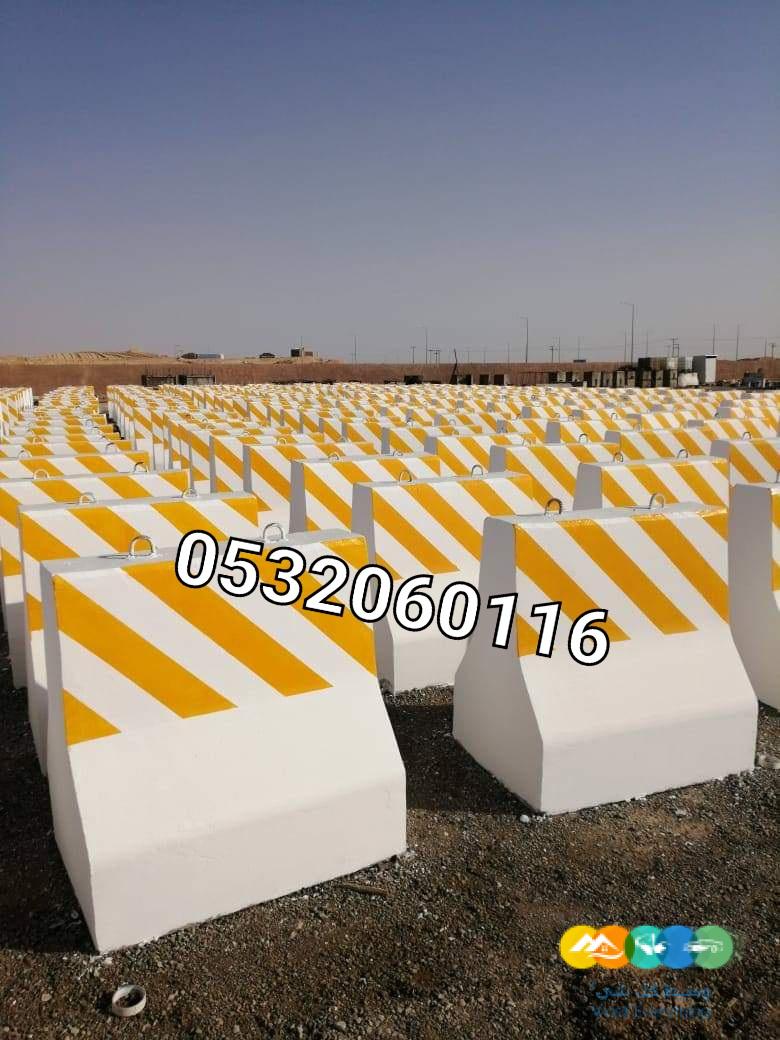 حواجز سوفتي قواعد أعمدة إنارة