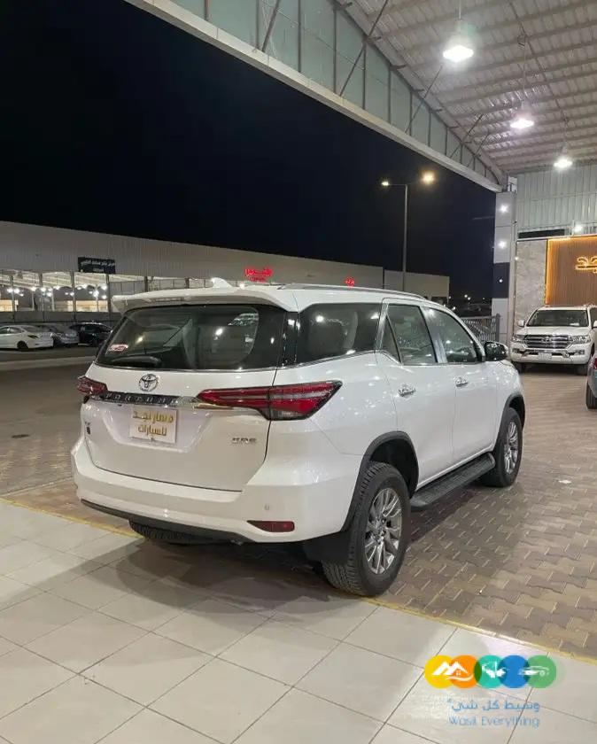 فورتشنر فل كامل موديل 2023 (( مباعة ))