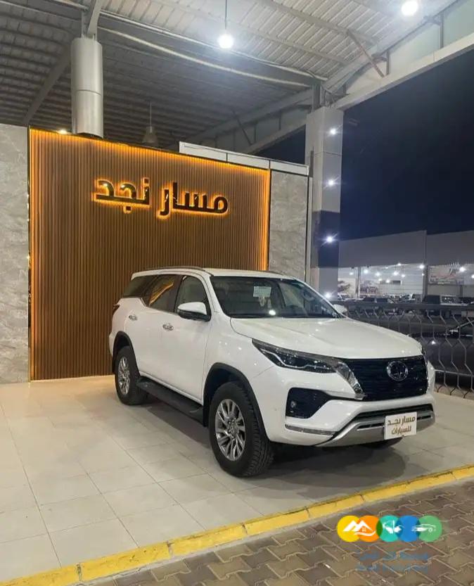 فورتشنر فل كامل موديل 2023 (( مباعة ))