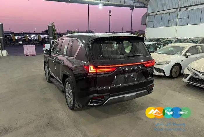 جيب لكزس LX 600 2023 سعودي اصفار