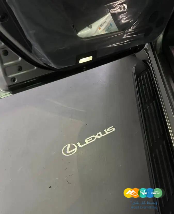 للبيع لكزس AA وكالة الساير بسعر طيب