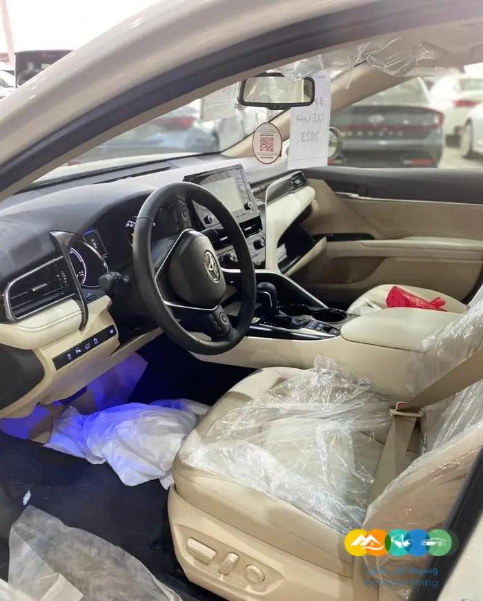 تويوتا كامري GLE بنزين 2023 هايبرد