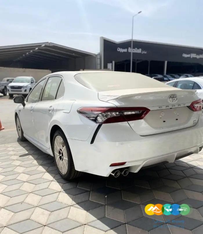 تويوتا كامري اس اي 6سلندر 2023