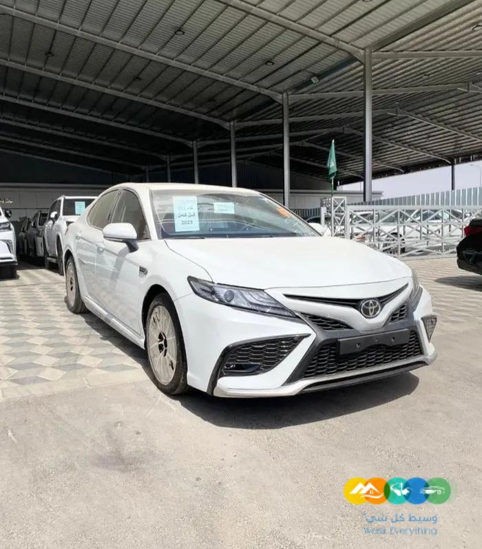 تويوتا كامري اس اي 6سلندر 2023