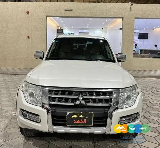 ميستوبيشي باجيرو 2017 دبل (( تم البيع ))